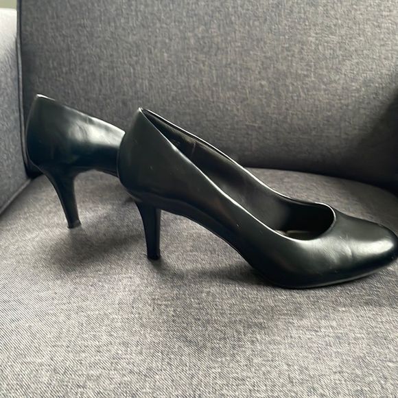 Comfort Plus 7W  heels - Picture 2 of 9